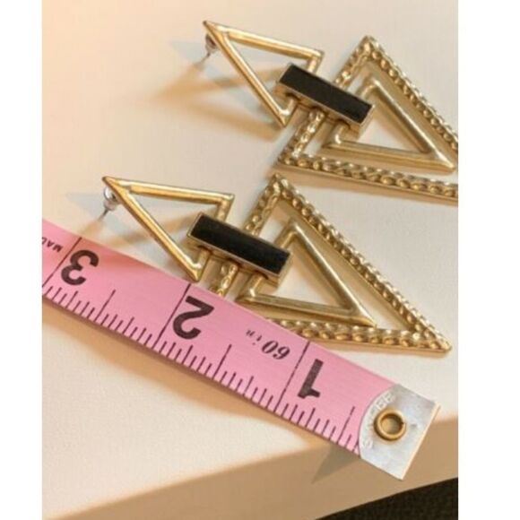 Vintage Geometric Shaped Earrings Pierced - Picture 5 of 8